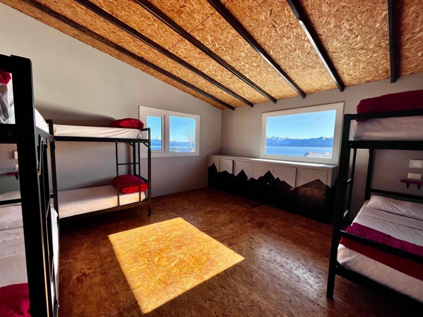 Moving Hostel Travel Bar Bariloche Zewnętrze zdjęcie