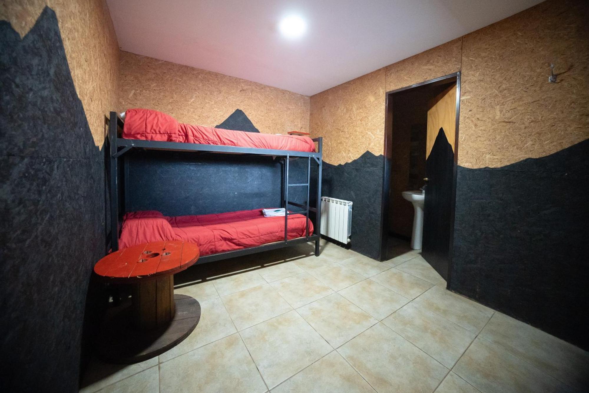 Moving Hostel Travel Bar Bariloche Zewnętrze zdjęcie