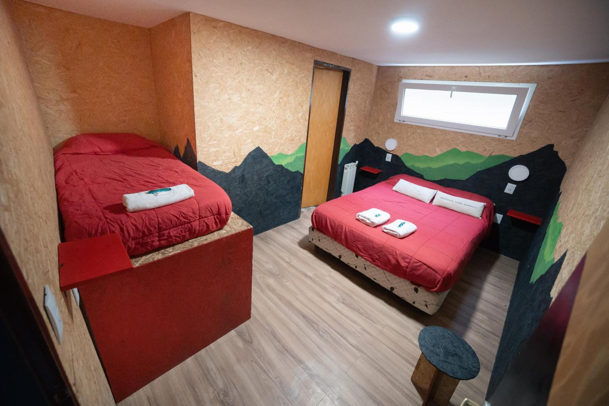 Moving Hostel Travel Bar Bariloche Zewnętrze zdjęcie